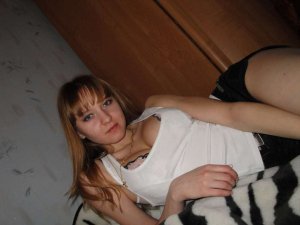 Kayleigh escort girl à Coutras, 33